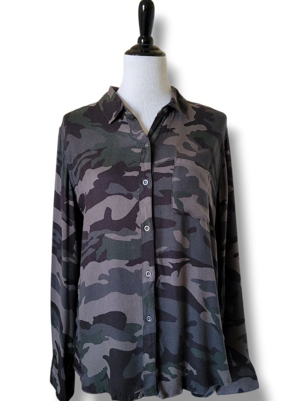 Rails Hunter Forest Camo Button Up Shirt M